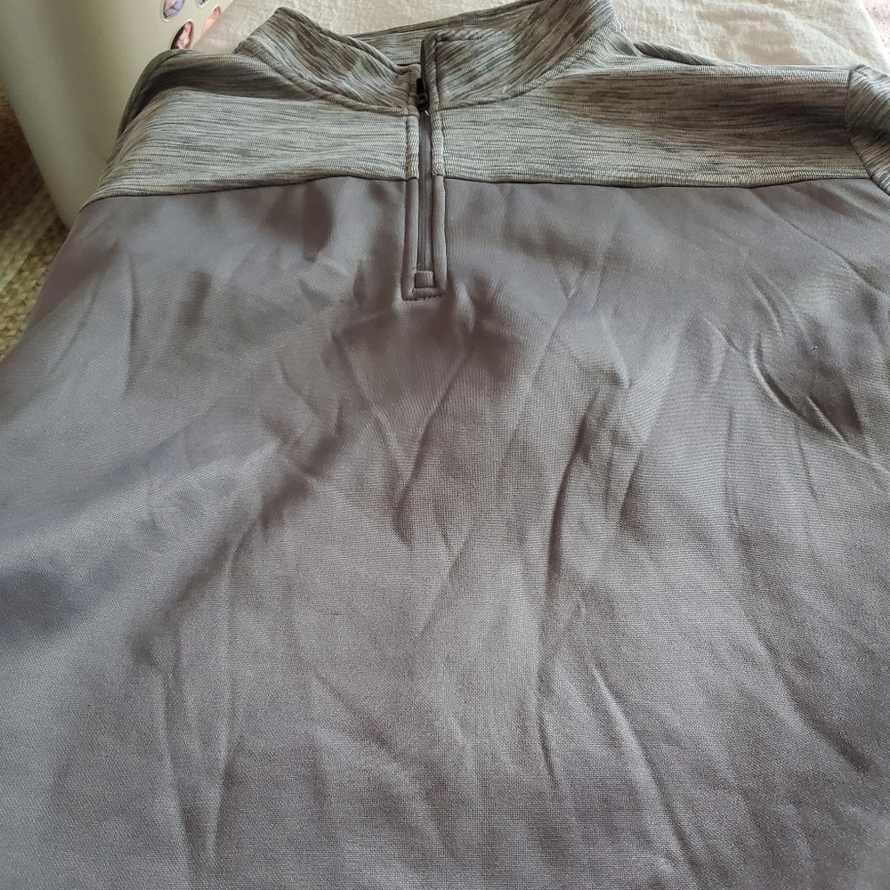 Tek Gear Men's pullover sweatshirt